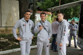 Сборная Молдовы по К-1среди любителей выехала на Чемпионат Европы. 