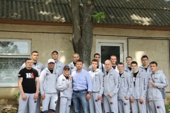 Сборная Молдовы по К-1среди любителей выехала на Чемпионат Европы. 