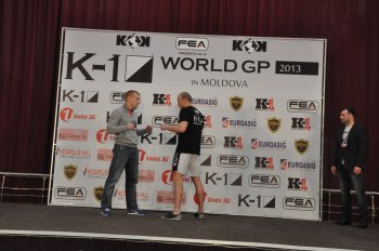 Сегодня в одном из торговых центров столицы прошла пресс конференция посвященной турниру K-1 WORLD GP 2013  in Moldova.