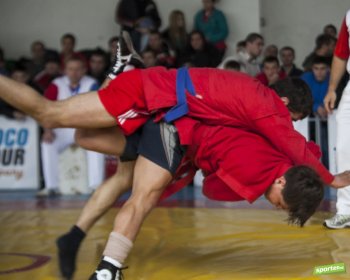 Молдавские борцы завоевали четыре медали на чемпионате Европы