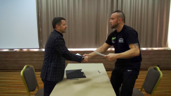 Владимир Ток подписал контракт с ассоциацией FEA.
