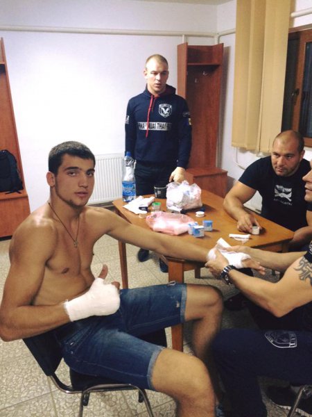 Три победы молдавских бойцов на турнире в Бырладе.