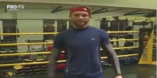 Avem si in Moldova un Conor McGregor. Luptatorul de K1 Dumitru Sirbu spune ca este deseori confundat si comparat cu starul din UFC - VIDEO