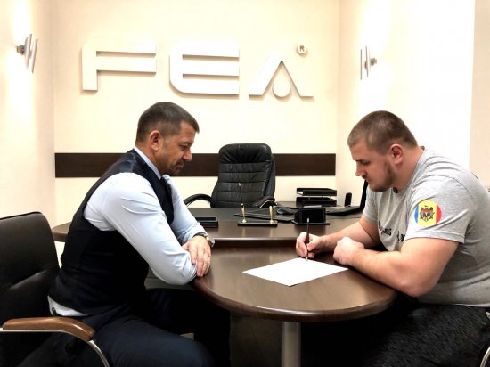 Александр Романов и Георгий Лупу подписали контракт с Ассоциацией FEA о продвижении в проекте EAGLES.