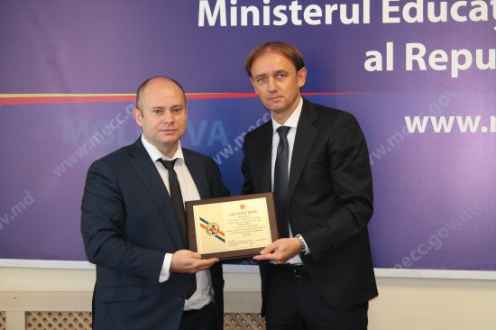 Ministerul Educației, Culturii și Cercetării adresează felicitări sportivilor și antrenorilor, dorindu-le succese și rezultate remarcabile.