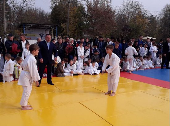 MEMORIALUL "VALENTIN GUŢU": La turneul de judo au participat 200 de sportivi